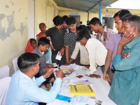 Donates medicines to the vulnerable people